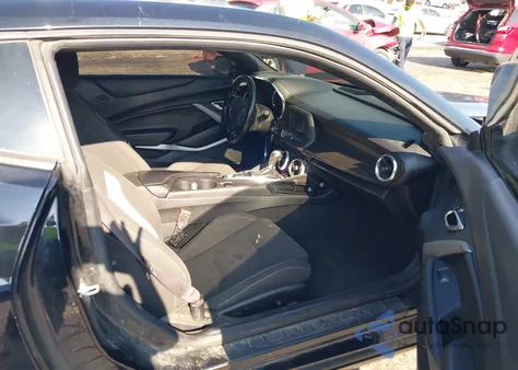 2017 Chevrolet Camaro 1Lt z USA, uszkodzony, nr VIN 1G1FB1RS5H0110870